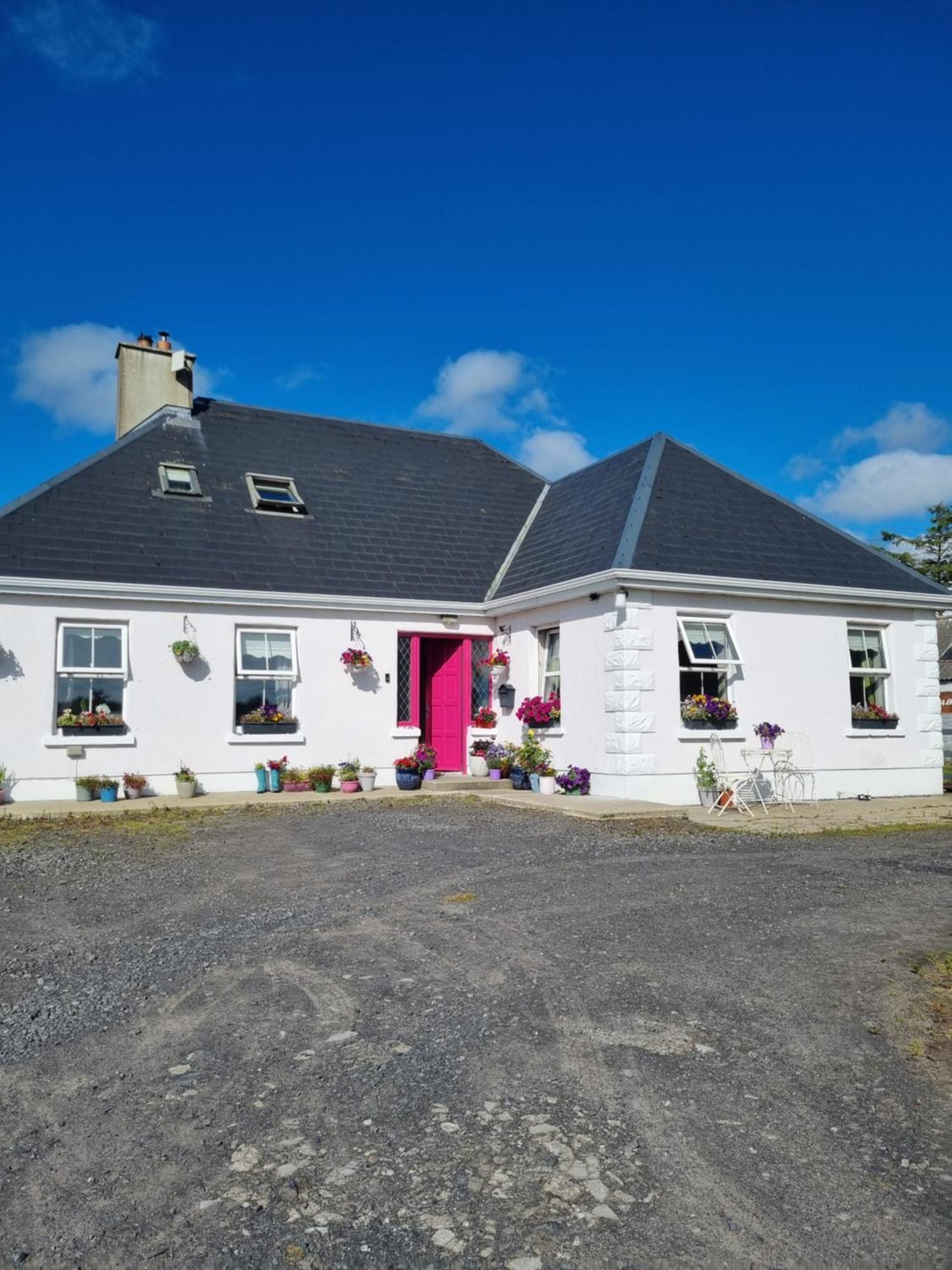 شقة The Pink Door Killala المظهر الخارجي الصورة